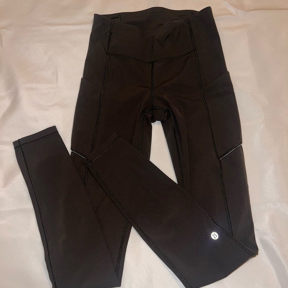 Lululemon Athletica Army Green Leggings High Waist, Pockets, 28” inseam
